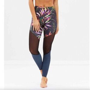 High-Waist Mesh Panel Tropical Print Leggings - Multicolor